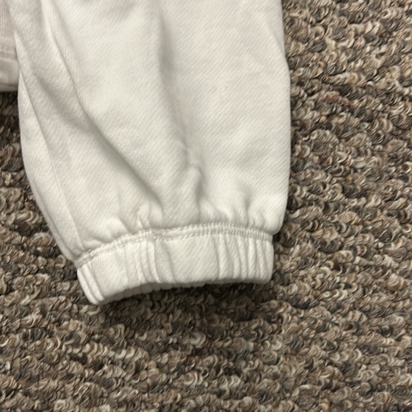 NWT Peloton cropped sweatshirt - Picture 3 of 6